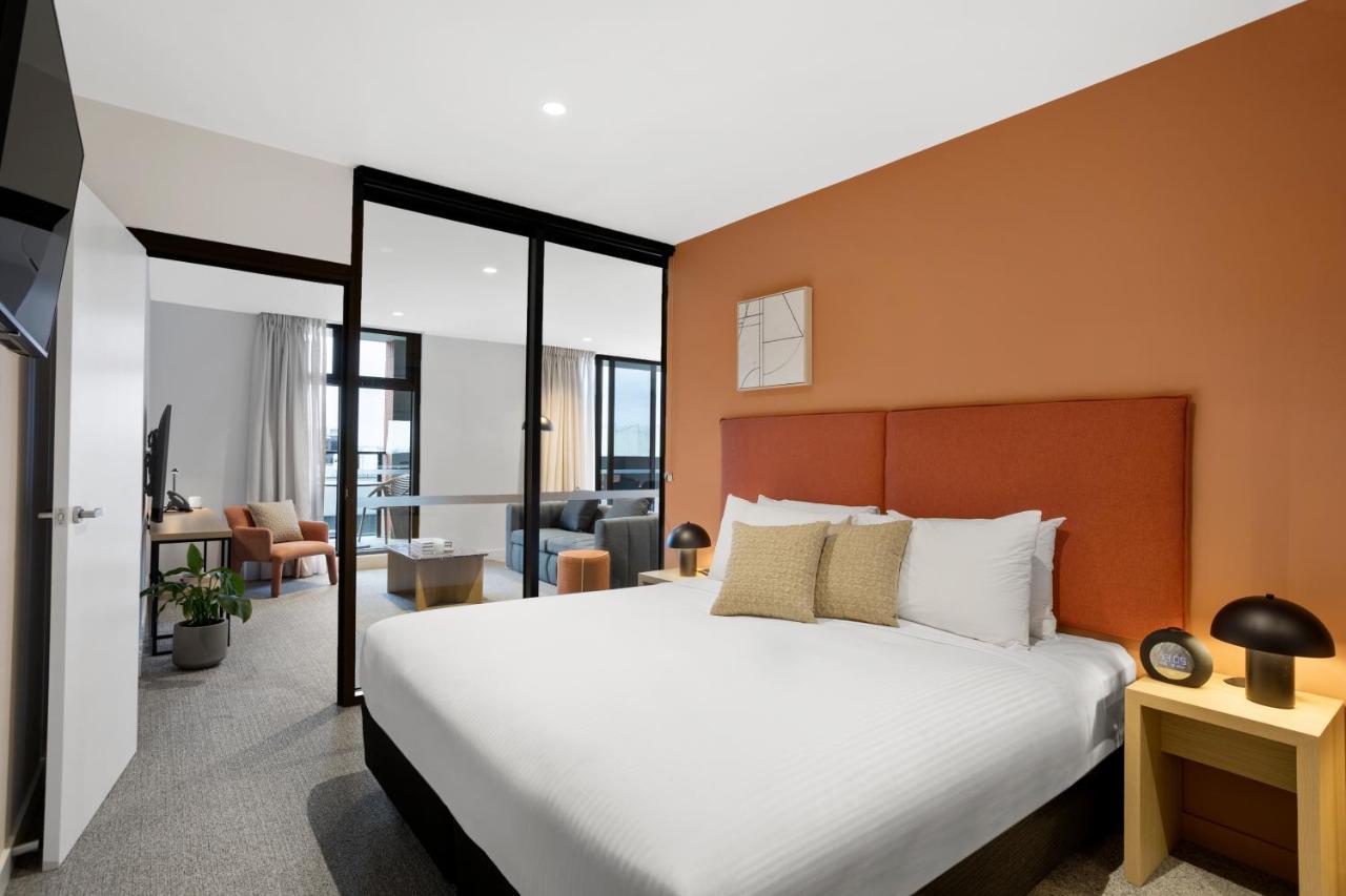 Hotel Quest Collingwood Melbourne City Exterior foto